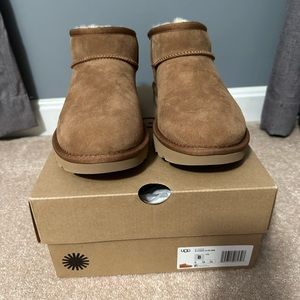 Chestnut Ultra Mini size 8 Uggs